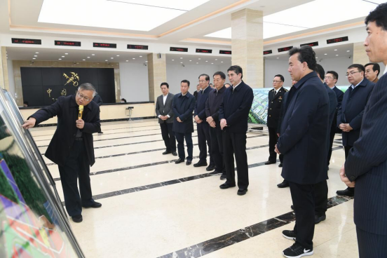 省委書記王建軍、省長(zhǎng)劉寧視察曹家堡保稅物流園運(yùn)營(yíng)情況